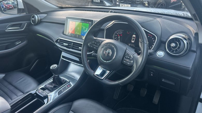 MG Hs 1.5 T-GDI Exclusive 5dr Petrol Hatchback